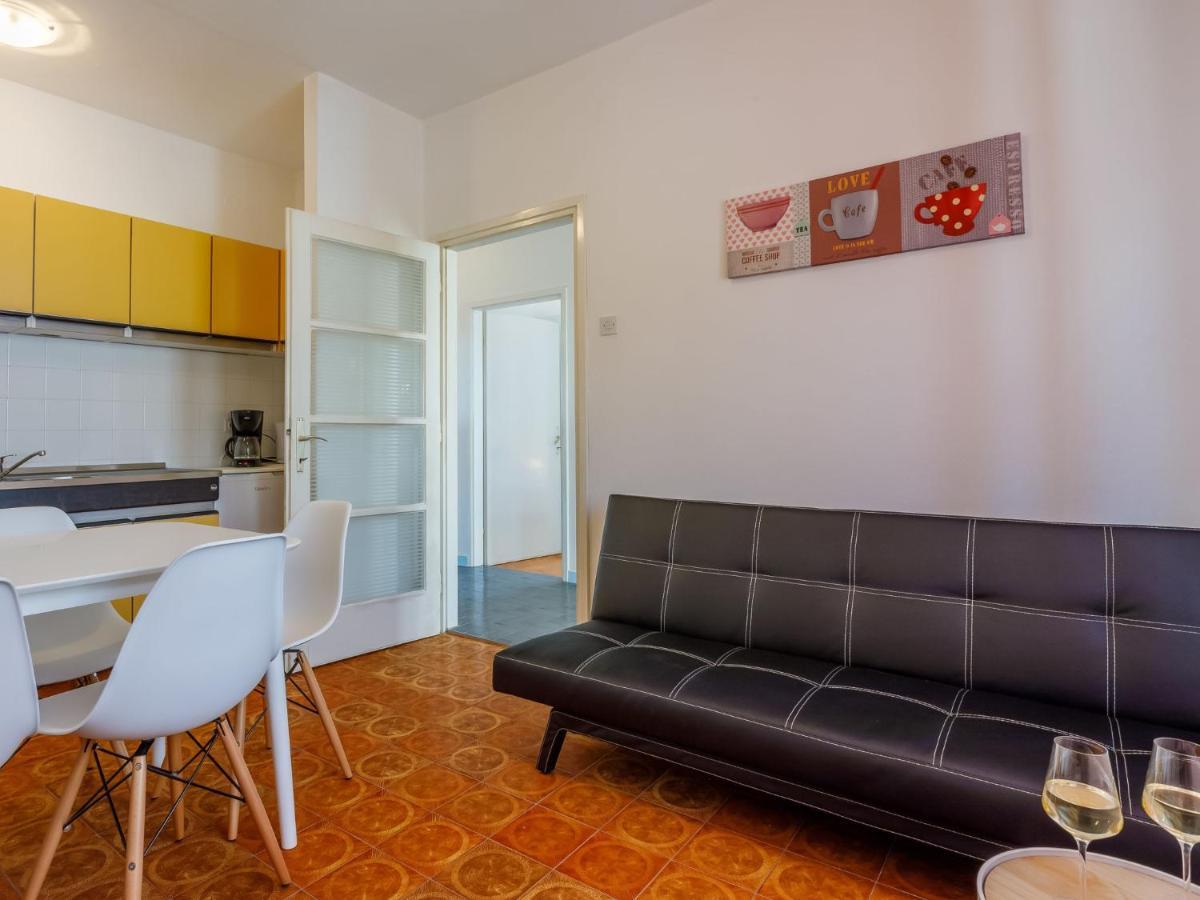 Apartment Tea By Interhome Novi Vinodolski Bagian luar foto
